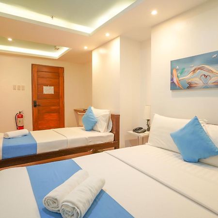 Arzo Hotel Premier Makati City ภายนอก รูปภาพ