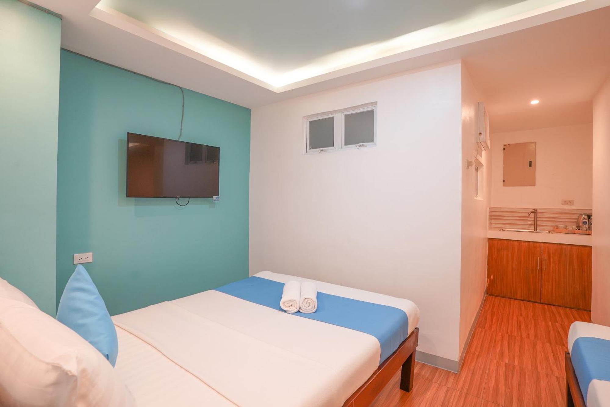 Arzo Hotel Premier Makati City ภายนอก รูปภาพ